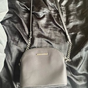 Black Steve Madden side purse